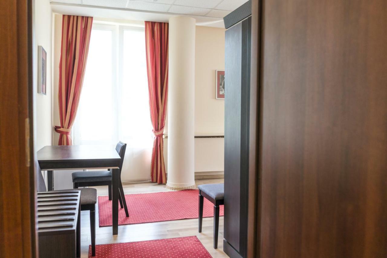 Scsk Zurawia Bed & Breakfast Warsaw Luaran gambar